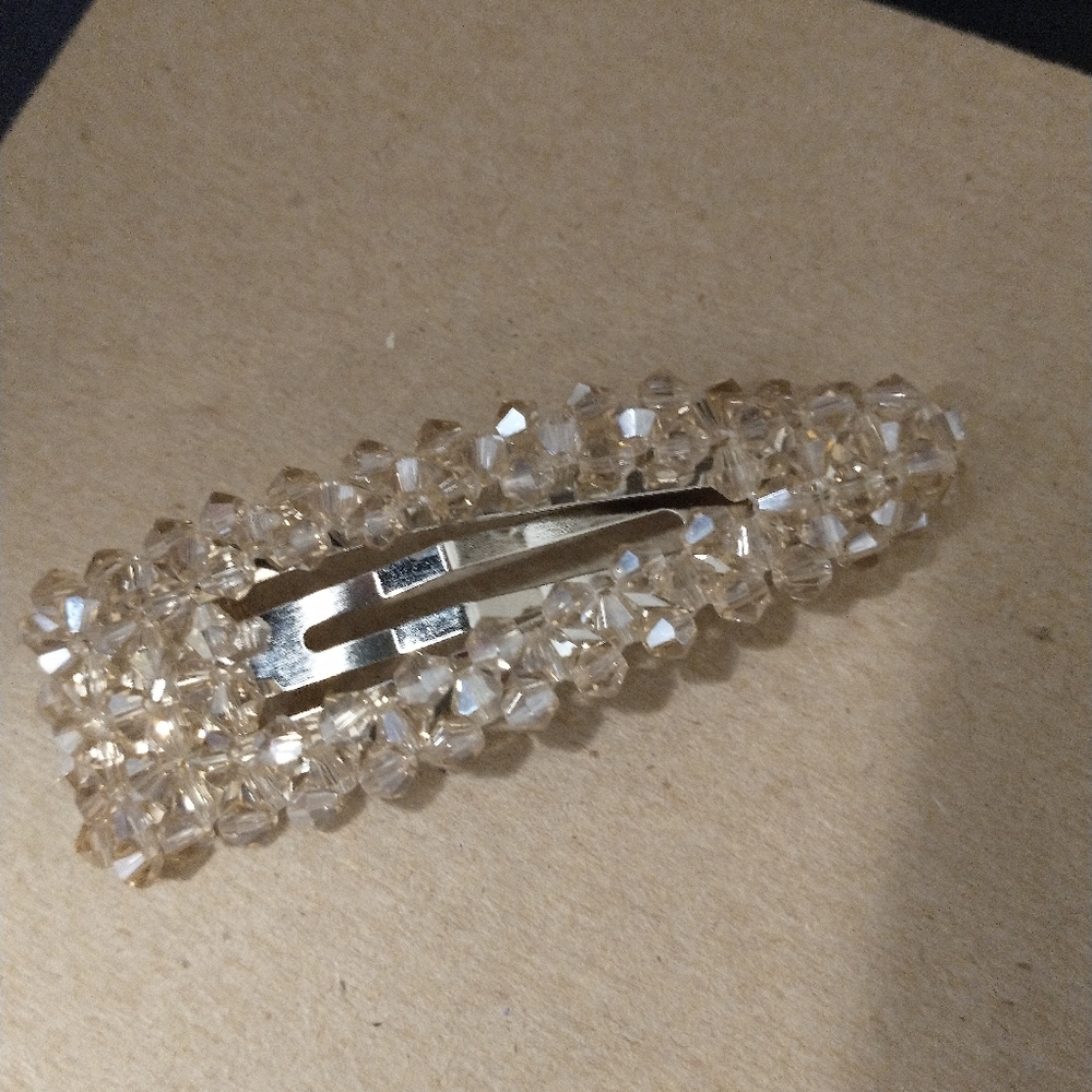 Hair clips - Picture 10 of 12